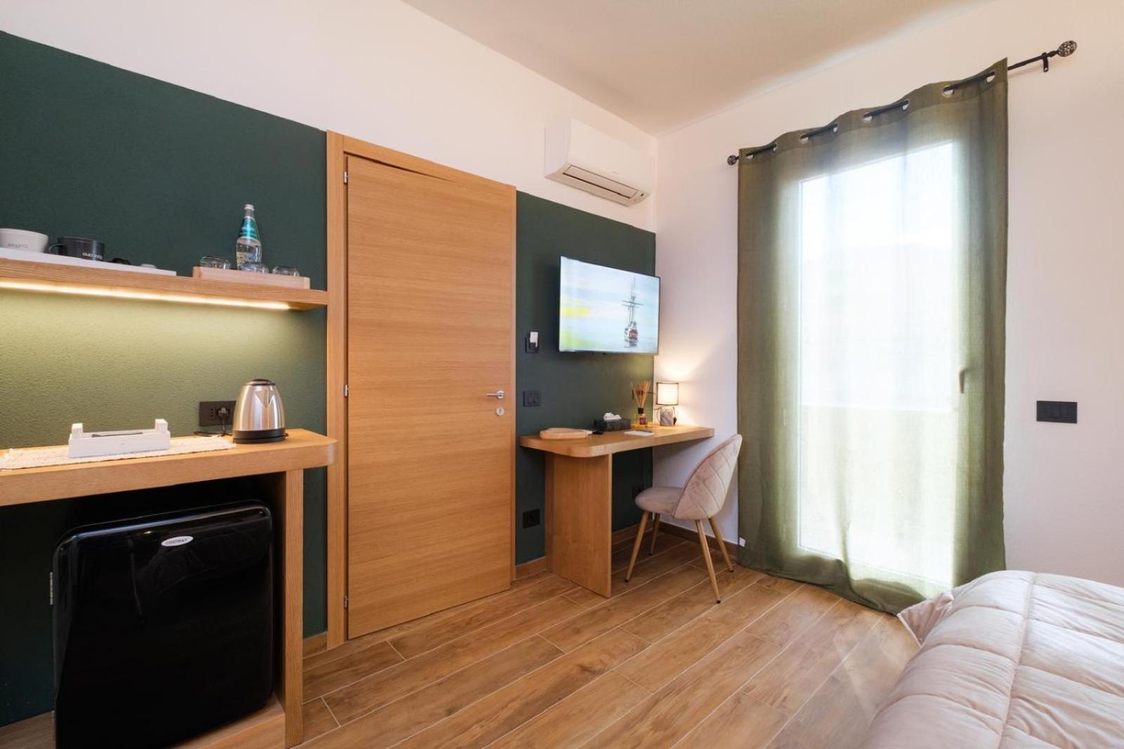 Hotel In Centro Da Carlotta Olbia Exteriér fotografie